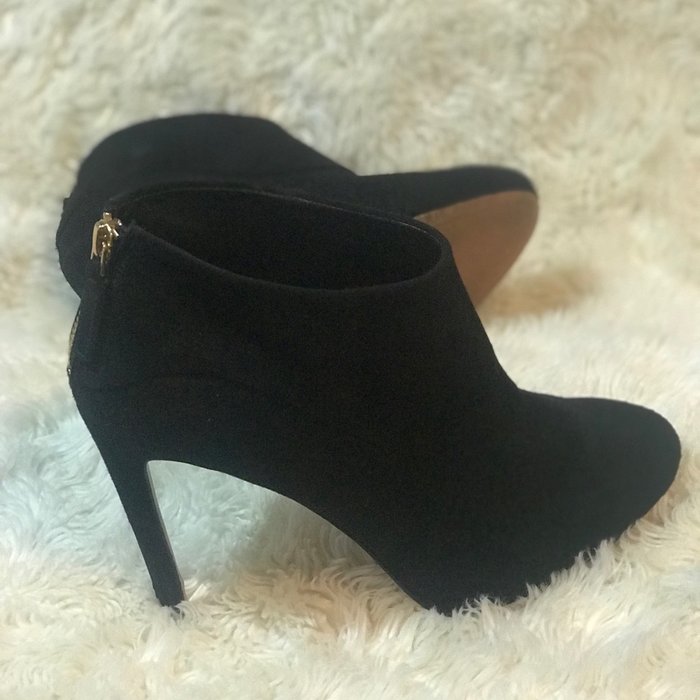 Nine West Suede bootie